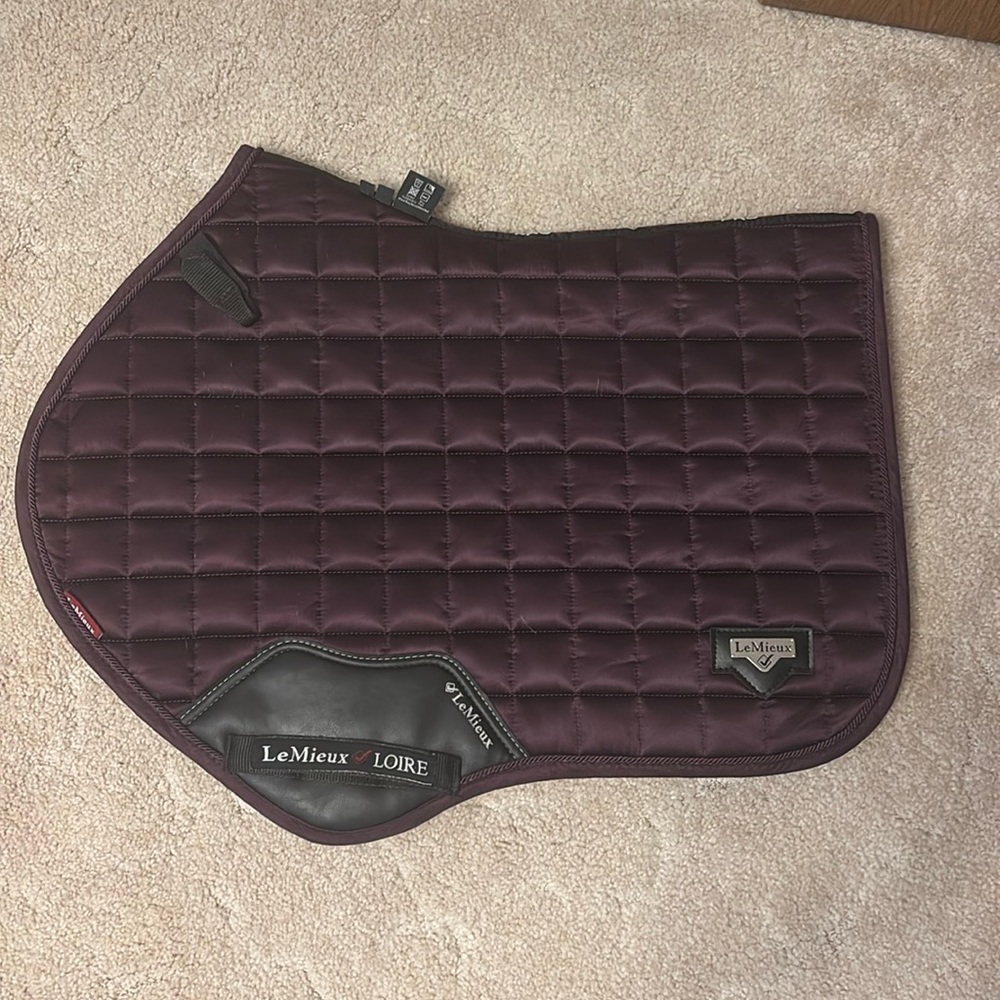 LeMieux loire Fig saddle pad, discontinued